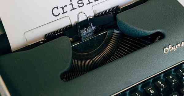 智能语音机器人知识库流程，智能语音机器人叫什么名字