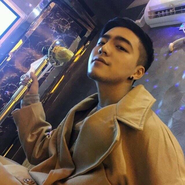 周雪兰燕