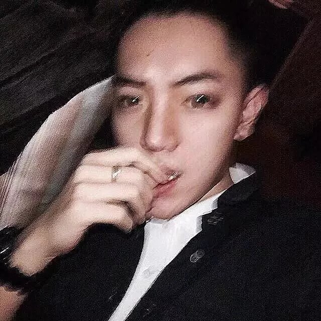 濮阳旭堂茗