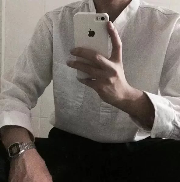 卞茗祥荔
