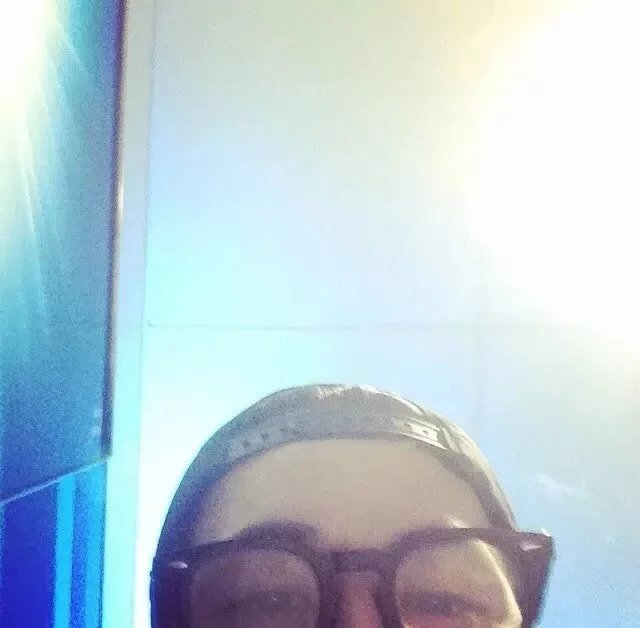 燕霞林世
