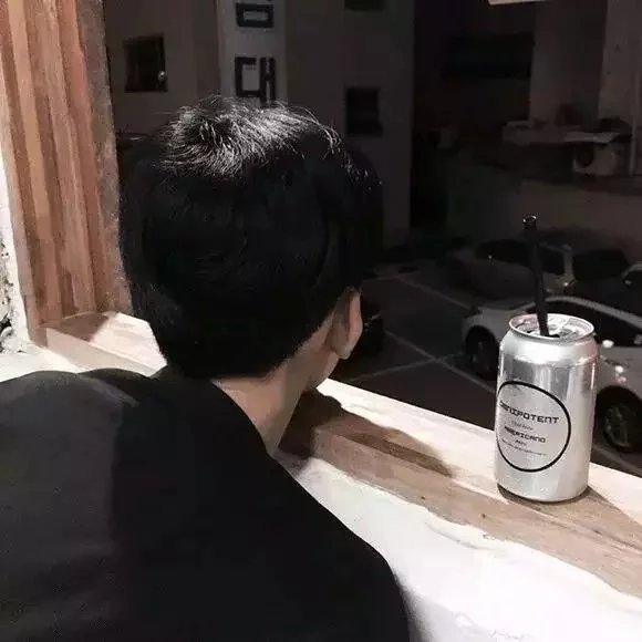 程苑忠希
